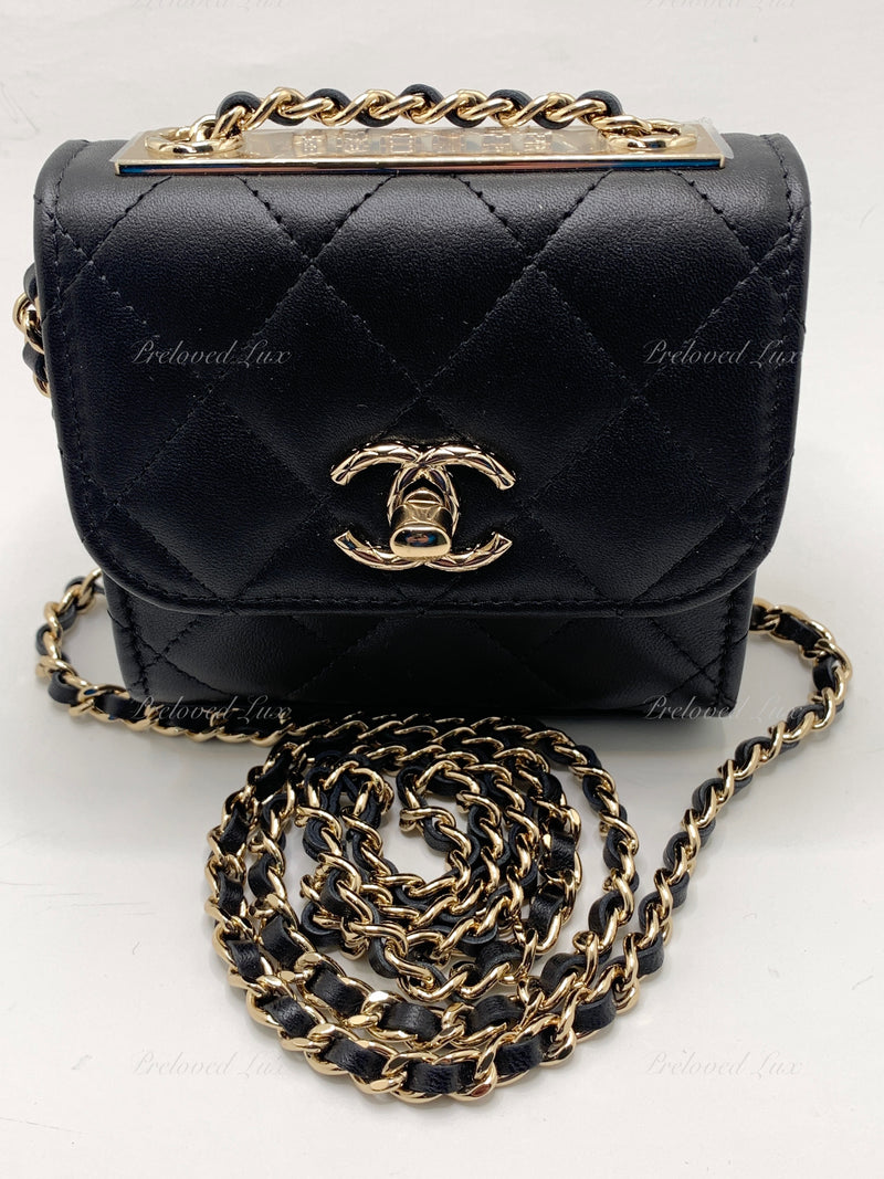 Chanel Black Jumbo With Large CC Logo Bag at 1stDibs | chanel logo bag, cc  purse logo, chanel bag with big cc logo