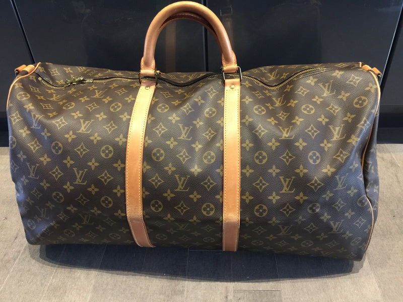 Sold-LOUIS VUITTON Monogram Keepall Bandouliere 60 Boston Bag w/Strap –  Preloved Lux