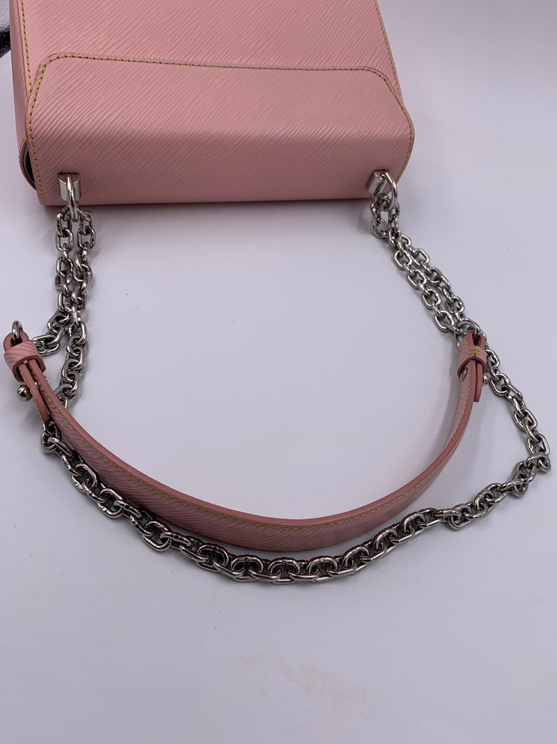 Twist leather crossbody bag Louis Vuitton Pink in Leather - 26934040