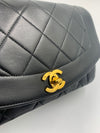 Sold-CHANEL Lambskin Small Diana Single Chain Single Flap Bag Black/gold K330