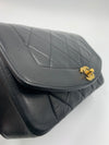 Sold-CHANEL Lambskin Small Diana Single Chain Single Flap Bag Black/gold K330