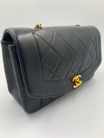 Sold-CHANEL Lambskin Small Diana Single Chain Single Flap Bag Black/gold K330