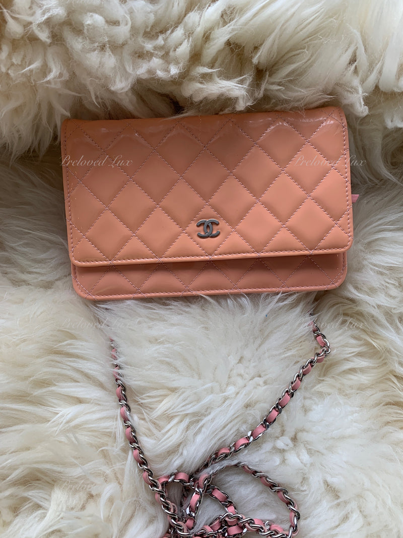 CHANEL Wallet On Chain Patent Leather Shoulder Crossbody Bag E4904 