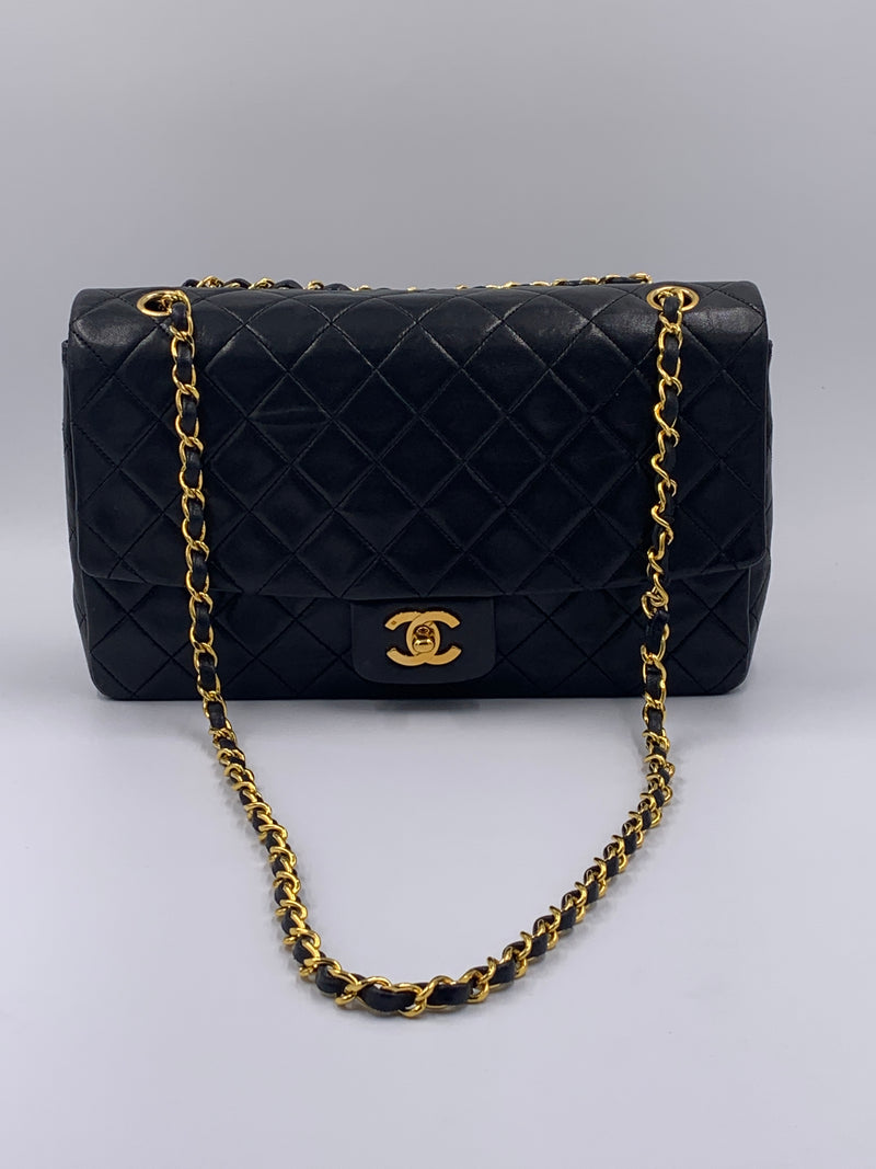 Sold-CHANEL Vintage Lambskin Medium/Large Single Flap Bag black/gold hardware