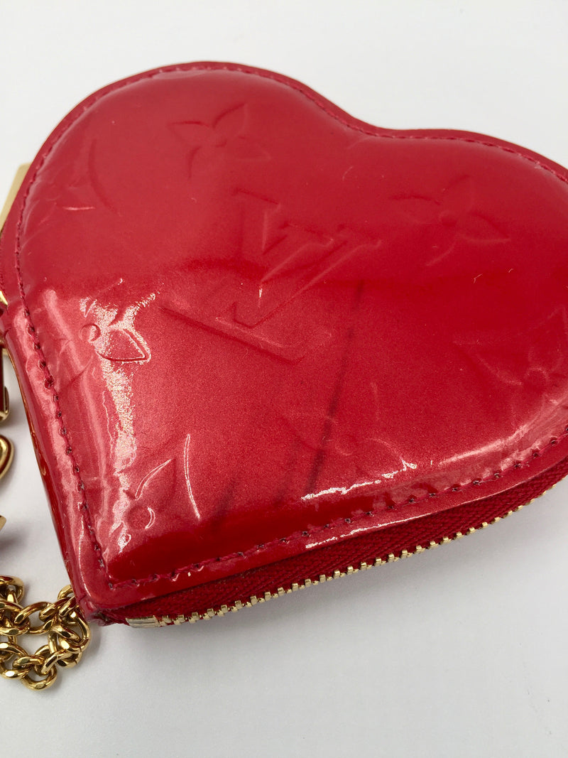 Sold-LOUIS VUITTON Monogram Vernis Porte Monnaie Coeur Pomme d'amour M93562