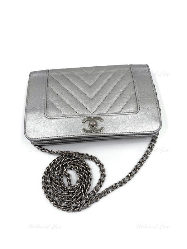 Chanel Silver Patent Leather Boy Wallet On Chain Shoulder Bag