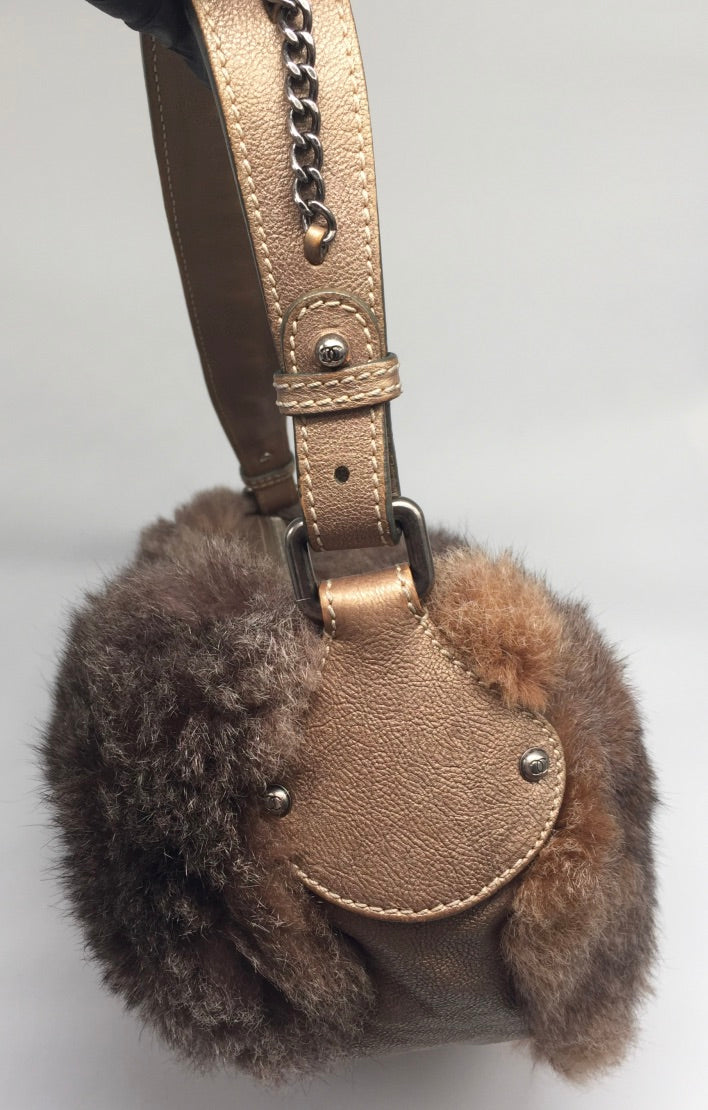 Sold-CHANEL Outdoor Ligne Hobo Fur with Leather Medium grey/brown