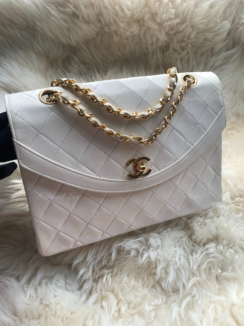 Sold-CHANEL Vintage Lambskin Double Chain Flap Bag Medium Size white/gold