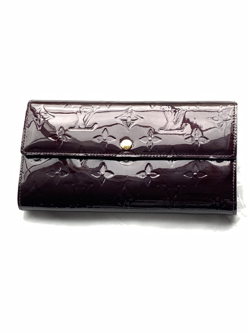 Sarah patent leather wallet Louis Vuitton Purple in Patent leather